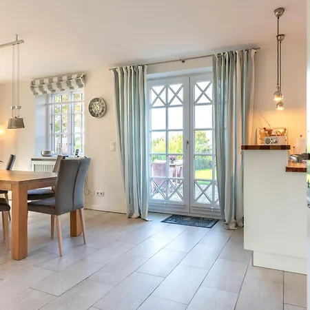 Watt'n Hues Holiday home